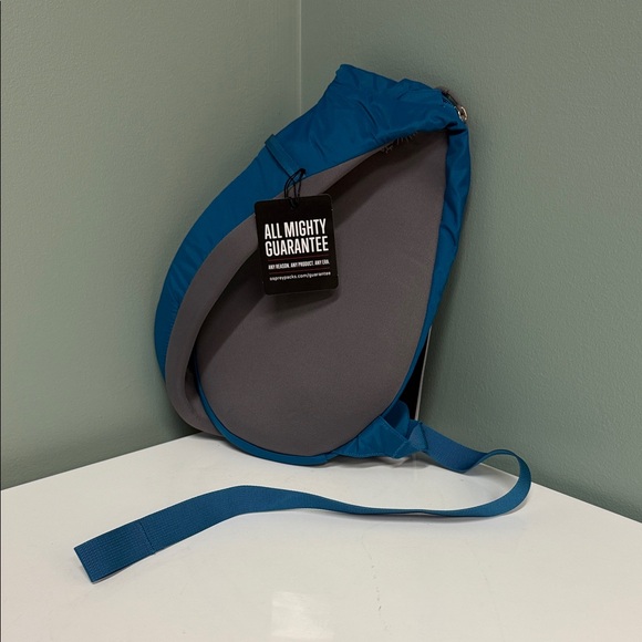 Osprey Teal Travel Backpack - Picture 2 of 5